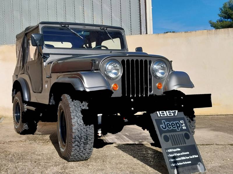 Remise en marche d'une JEEP CJ5 - Moteur V6 - 1967 pour un client près d'Aix en Provence