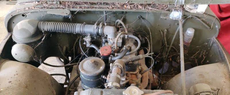 Moteur Jeep CJ5 1960 entre Aix en Provence et Marseille