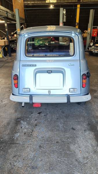 Restauration complète Renault 4L CLAN